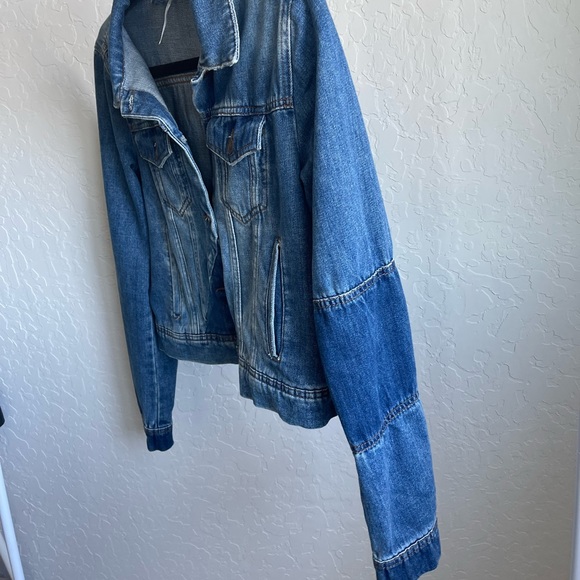 Free People - Picture 4 of 10